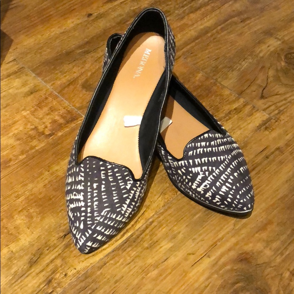 Merona Black and Beige Pointed Flats